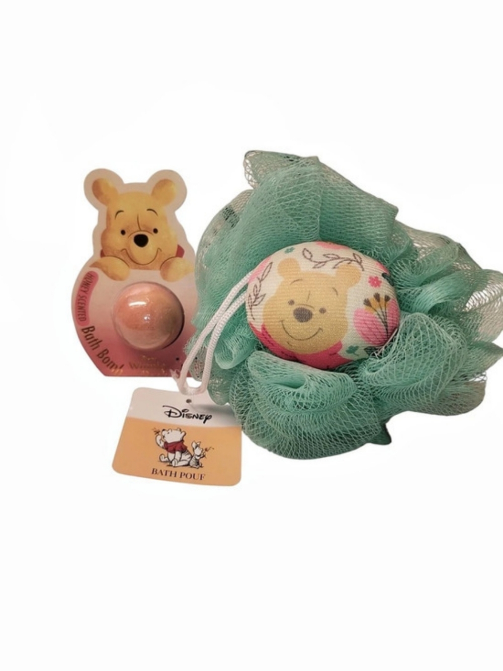 Disney Winnie the Pooh Honey Scented Bath Bomb & Bath Pouf